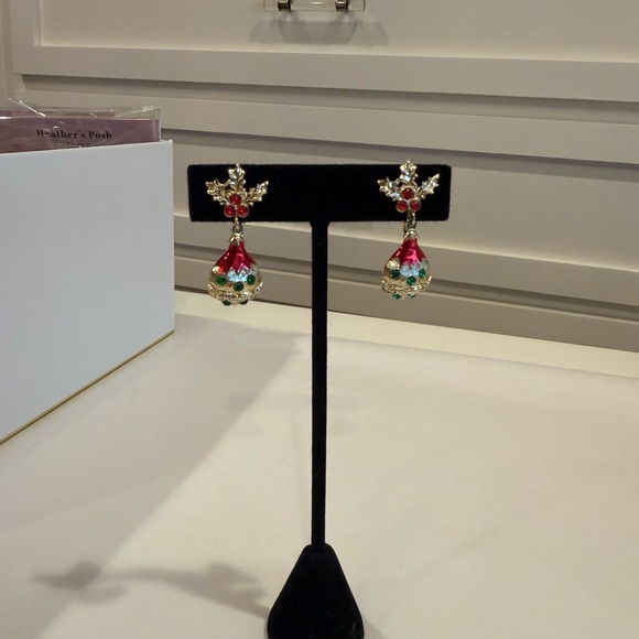 Festive Gold and Red Drop Earrings (vintage) - Picture 8 of 10